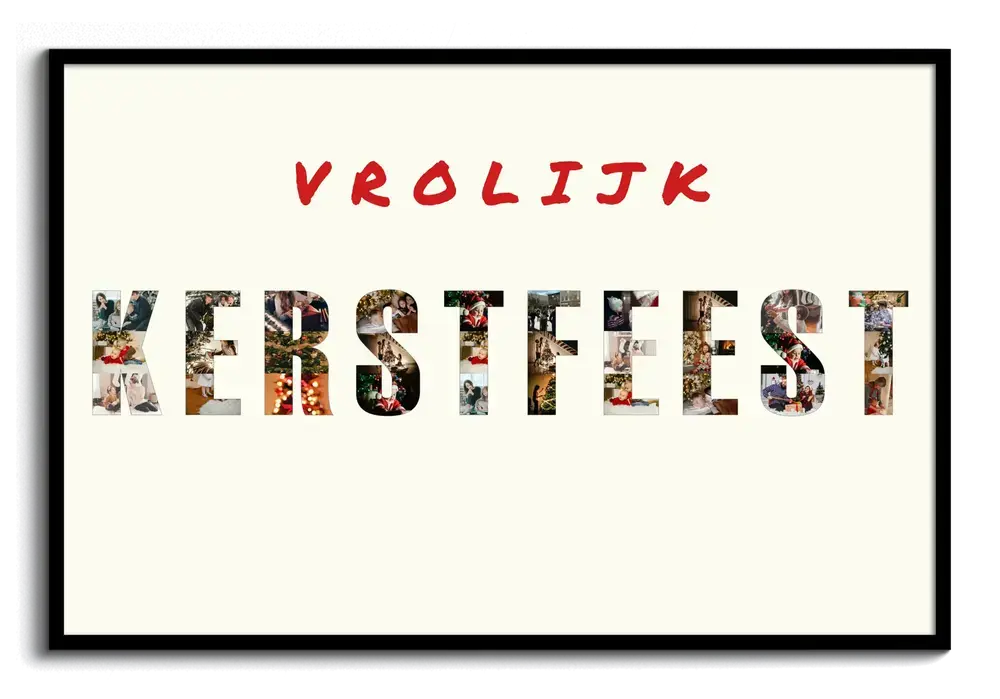 Kerstfotocollage met grote letters gevuld met familiefoto’s en een rode kerstgroet op lichte achtergrond, in zwarte lijst