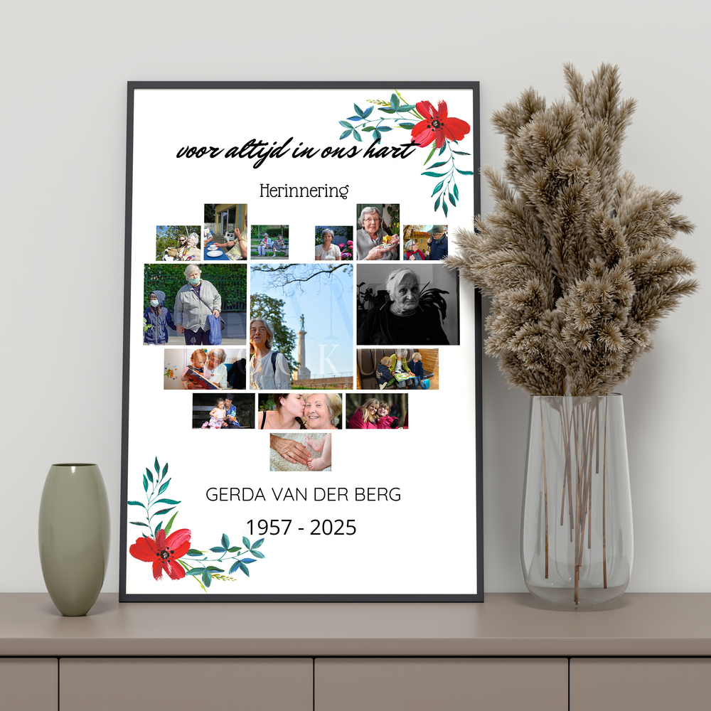 Fotocollage ter nagedachtenis met hartvorm en rode bloemen, in zwarte lijst op een dressoir naast een vaas
