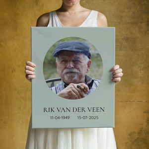 Creëer je persoonlijke ovale herdenkingscollage voor een dierbare vandaag