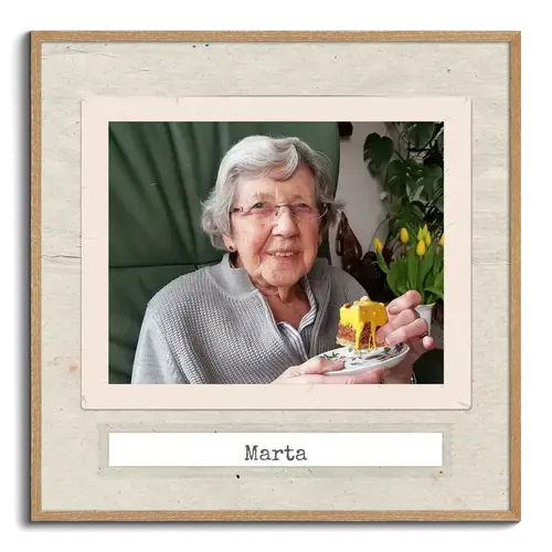 Creëer jouw Retro-Stijl Herdenkingsfoto met Marta's Portret
